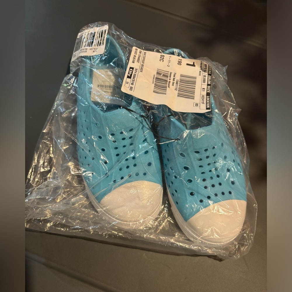 Crewcuts rubber shoes size 1